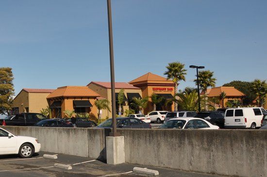 Elephant Bar & Restaurant